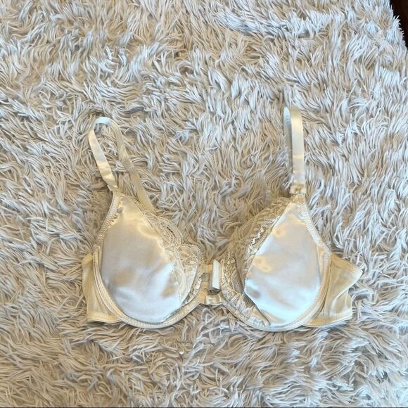 Oscar de la Renta cream lingerie bra - Picture 1 of 4